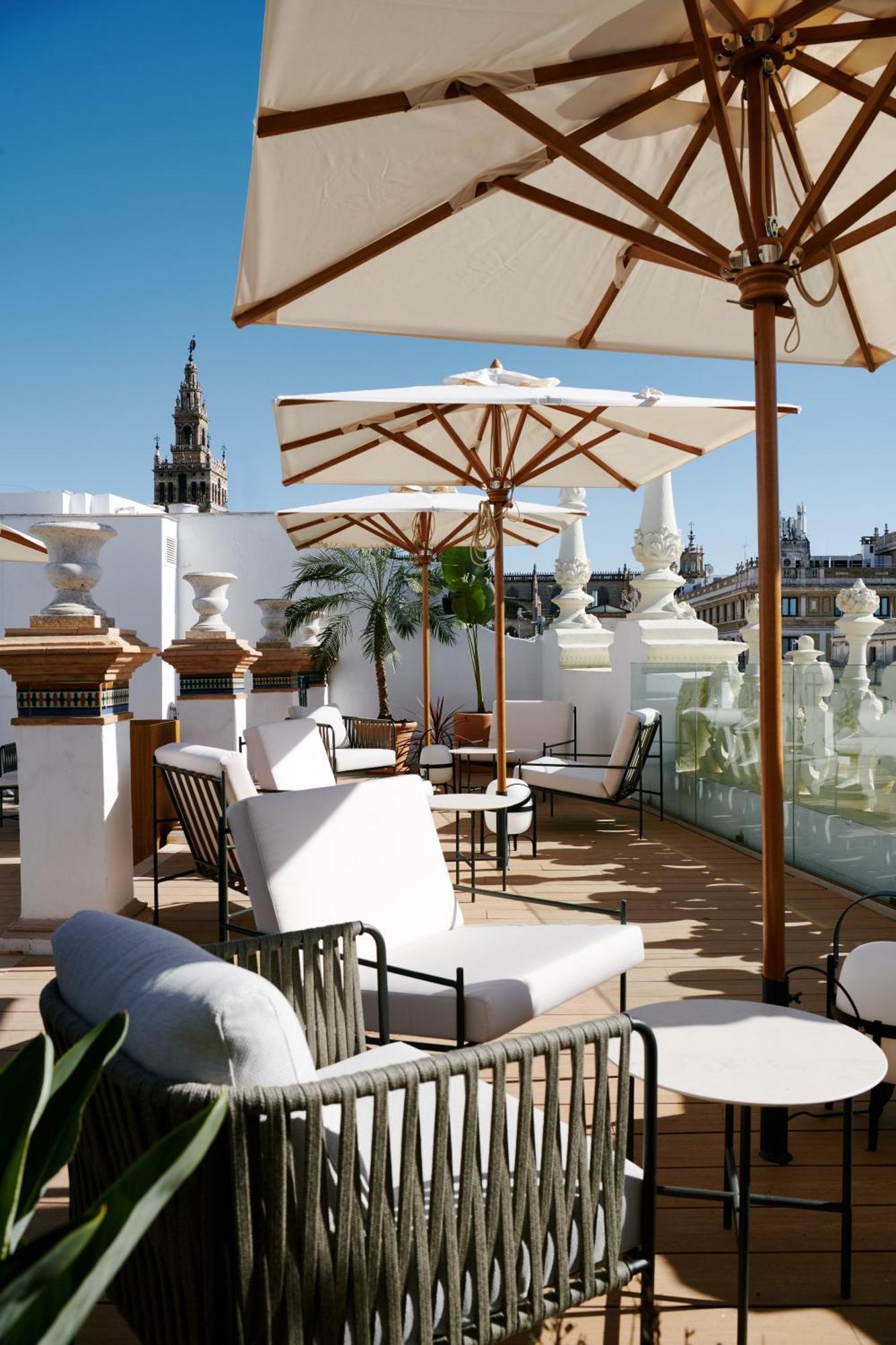 Mercer Plaza Sevilla 5 Gl Екстер'єр фото