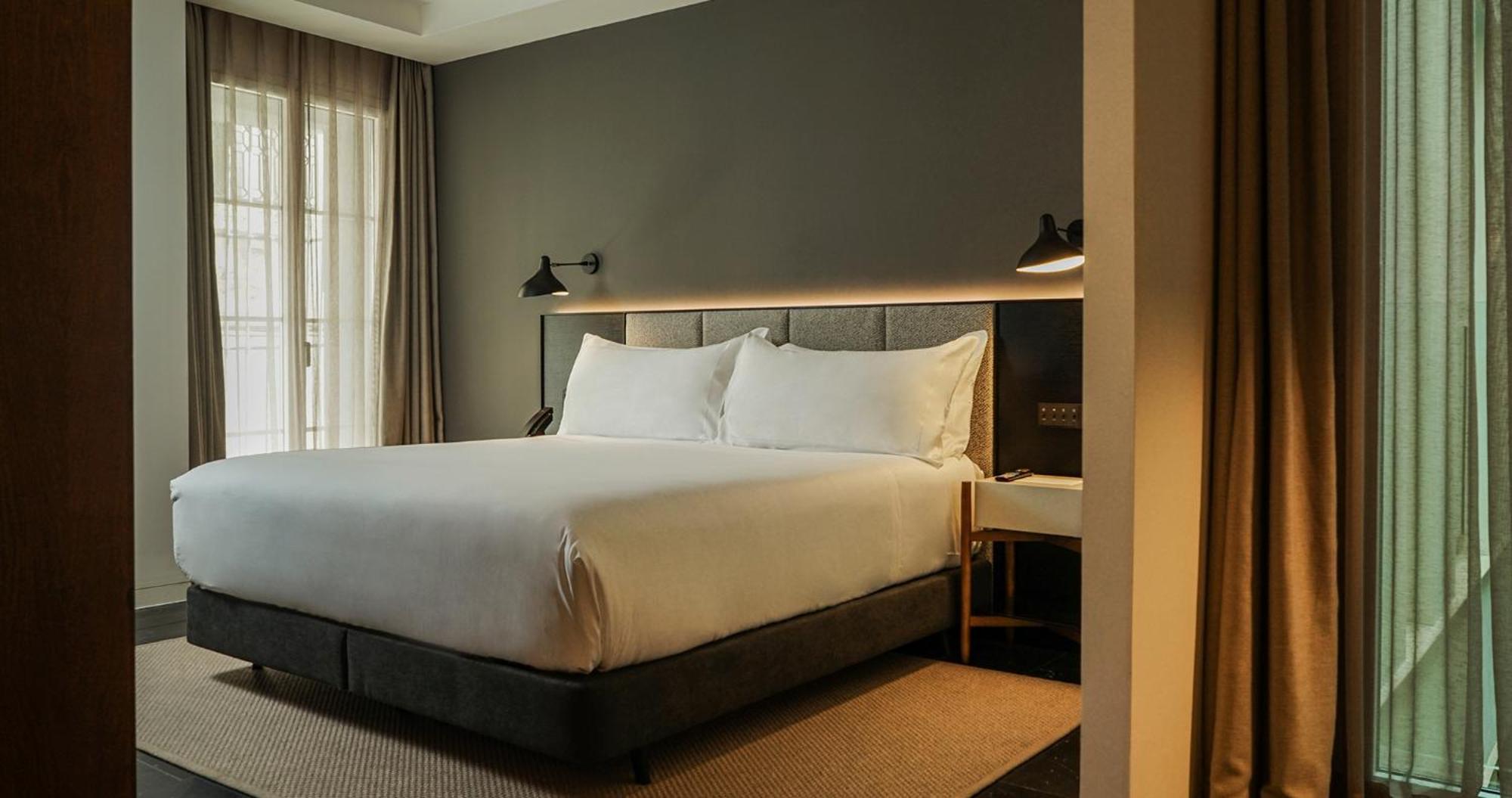 Mercer Plaza Sevilla 5 Gl Екстер'єр фото