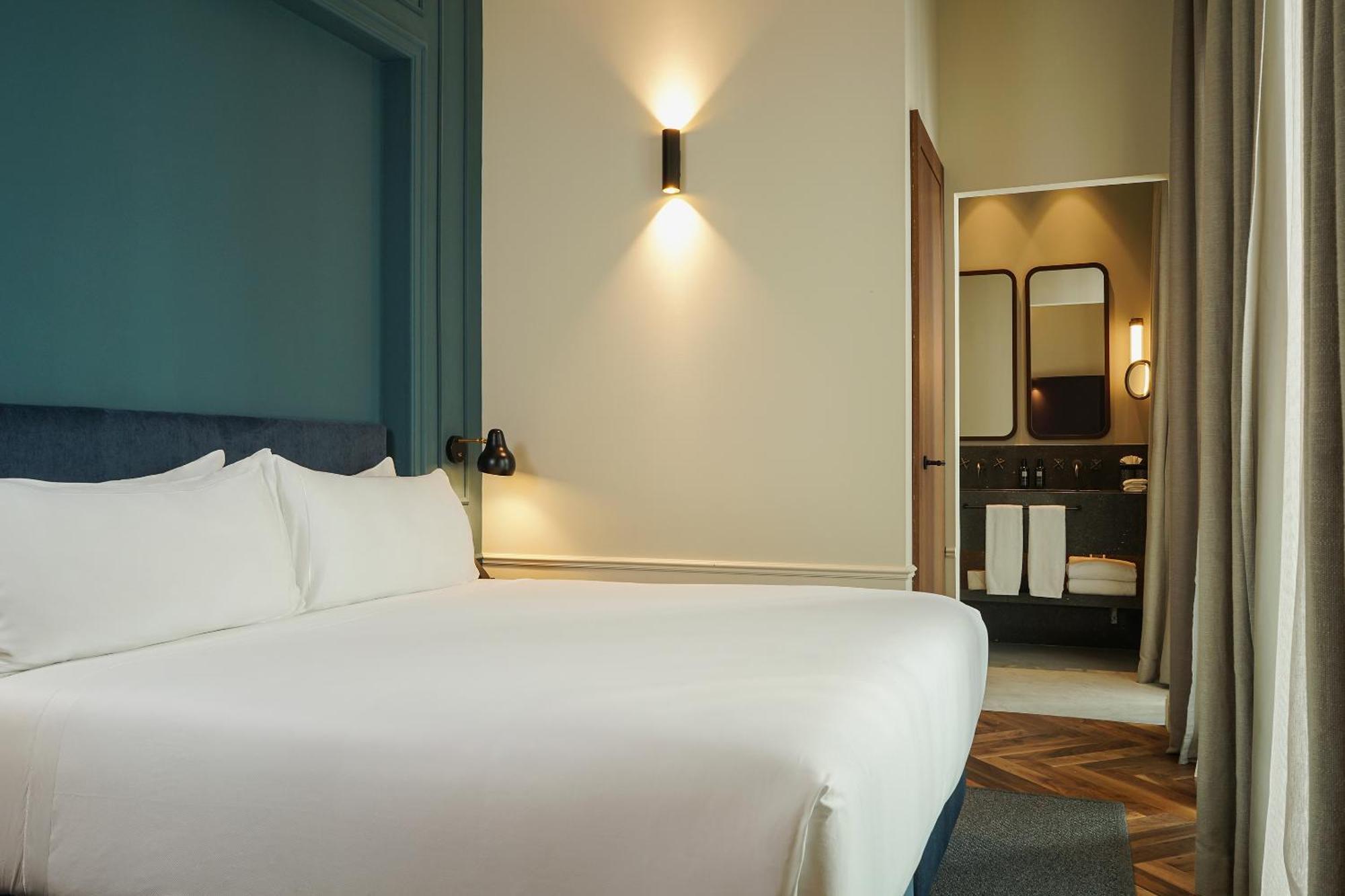 Mercer Plaza Sevilla 5 Gl Екстер'єр фото