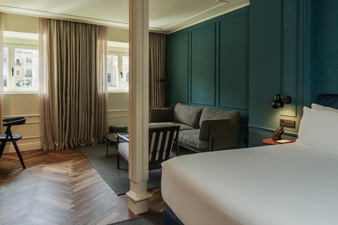 Mercer Plaza Sevilla 5 Gl Екстер'єр фото