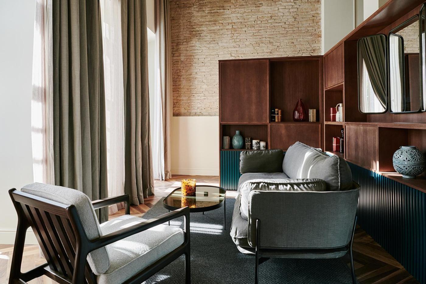 Mercer Plaza Sevilla 5 Gl Екстер'єр фото